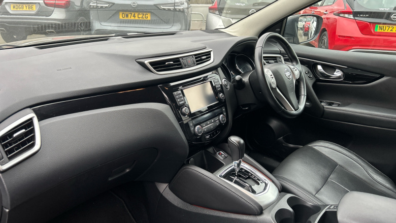 Nissan Qashqai 1.6 dCi Tekna 5dr Xtronic Diesel Hatchback